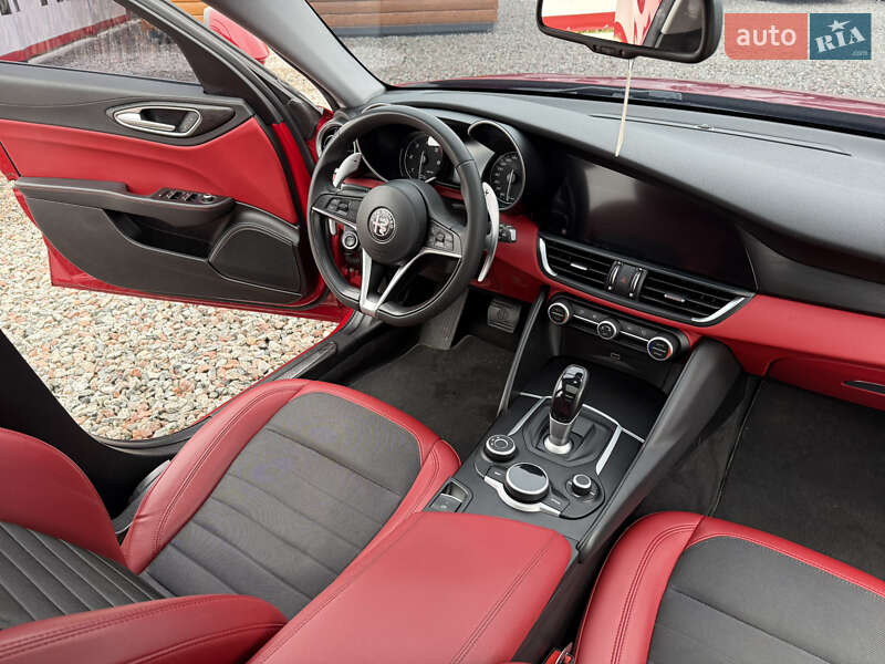 Седан Alfa Romeo Giulia 2017 в Переяславе фото 31 Седан Alfa Romeo Giulia 2017 в Переяславе