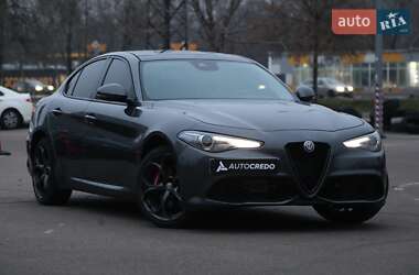 Седан Alfa Romeo Giulia 2017 в Києві