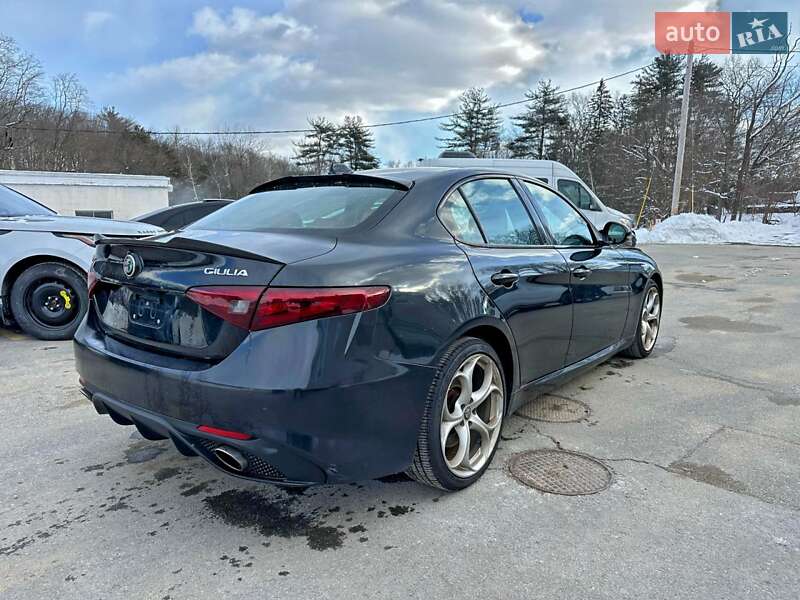 Седан Alfa Romeo Giulia 2018 в Одессе