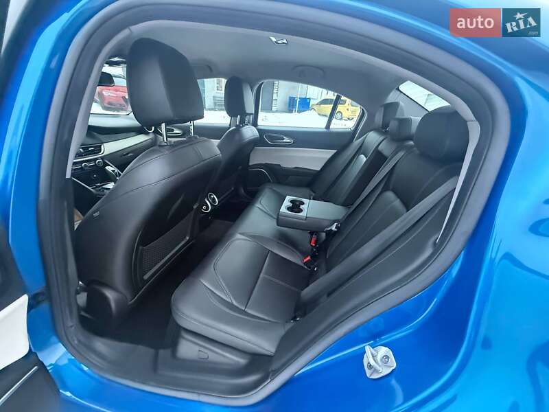 Седан Alfa Romeo Giulia 2020 в Буче