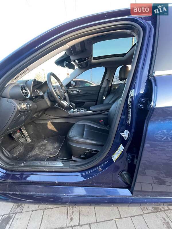 Седан Alfa Romeo Giulia 2019 в Львове