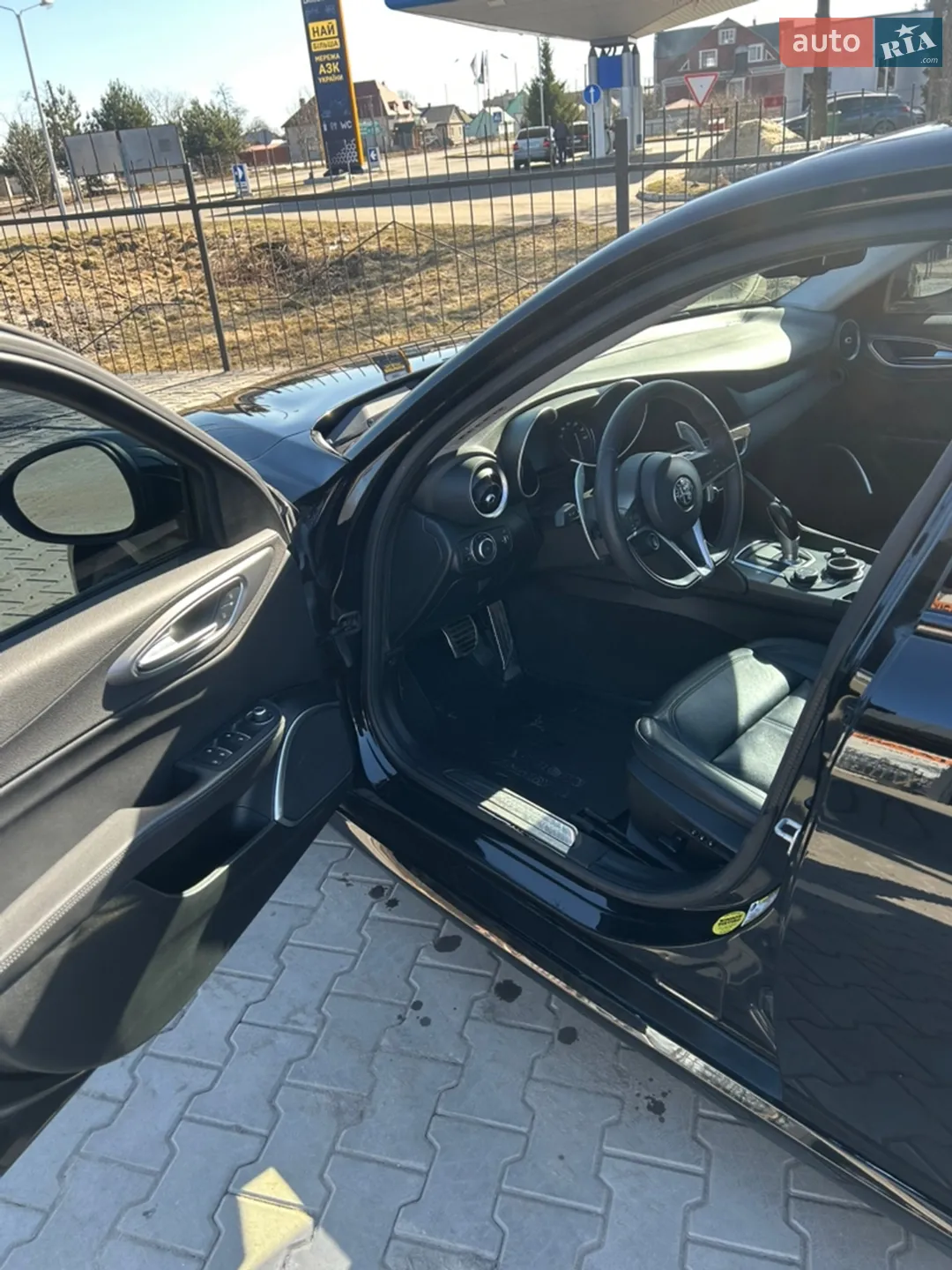 2017 Alfa Romeo Giulia - мініатюра 6