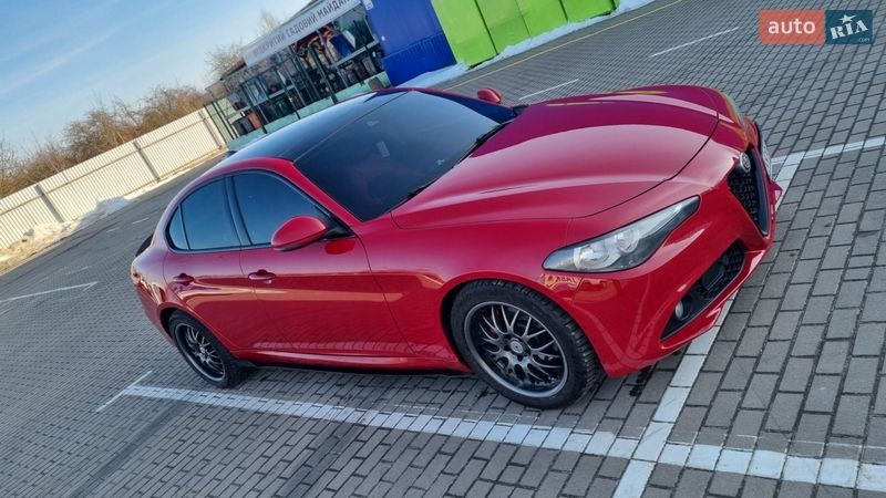 Седан Alfa Romeo Giulia 2017 в Дубно