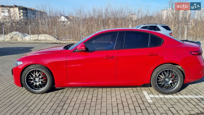 Седан Alfa Romeo Giulia 2017 в Дубно
