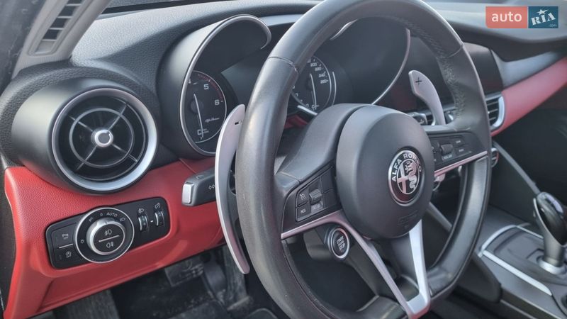 Седан Alfa Romeo Giulia 2017 в Дубно