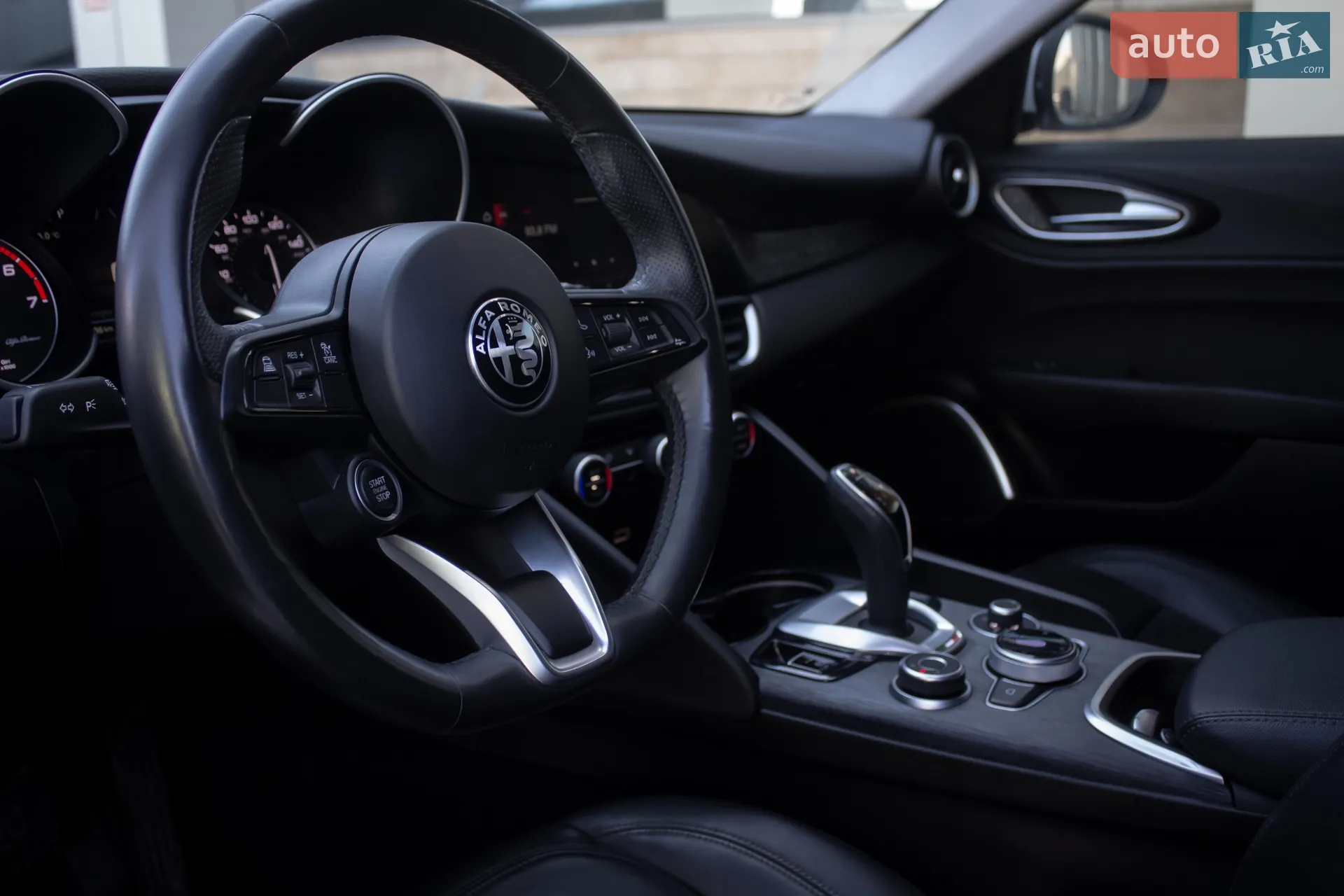 2020 Alfa Romeo Giulia - мініатюра 10
