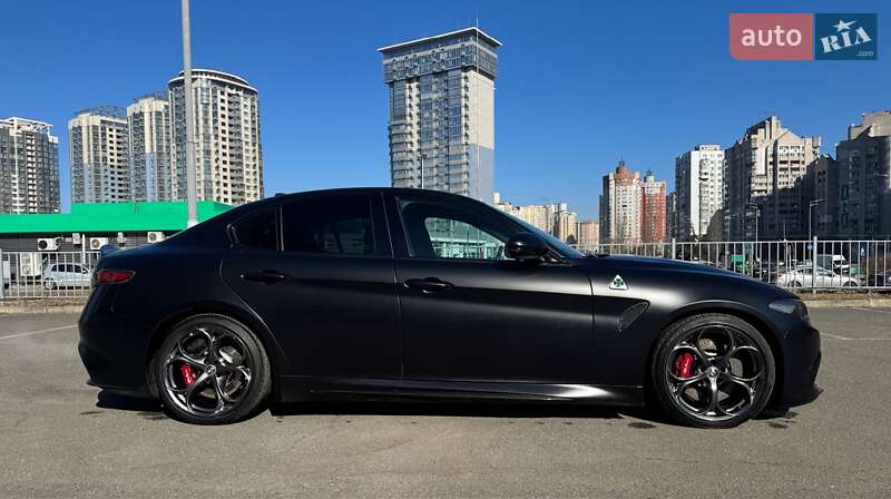 Седан Alfa Romeo Giulia 2017 в Киеве