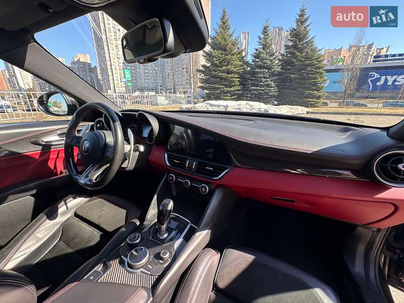 Седан Alfa Romeo Giulia 2017 в Киеве