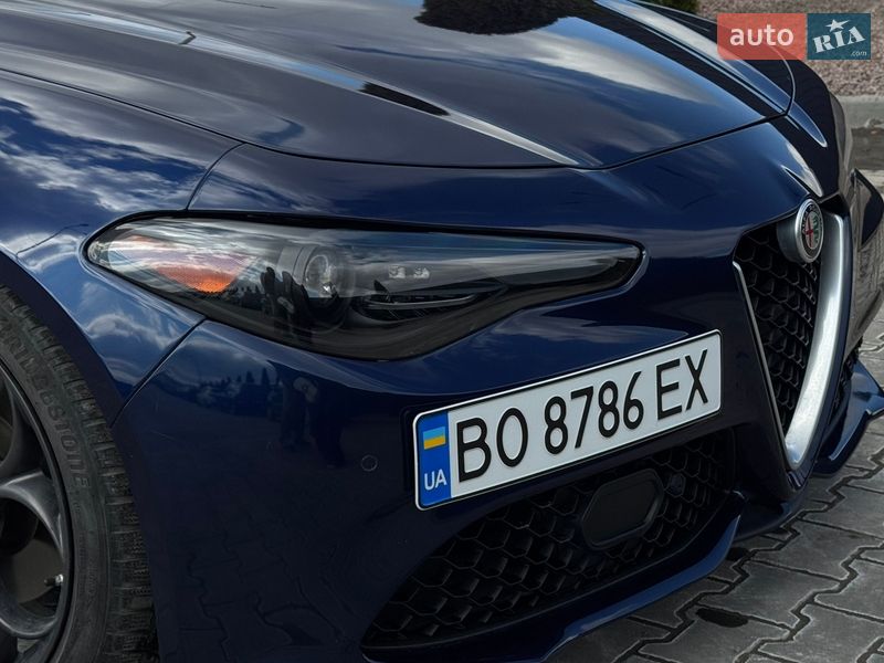 Седан Alfa Romeo Giulia 2018 в Тернополе фото 15 Седан Alfa Romeo Giulia 2018 в Тернополе