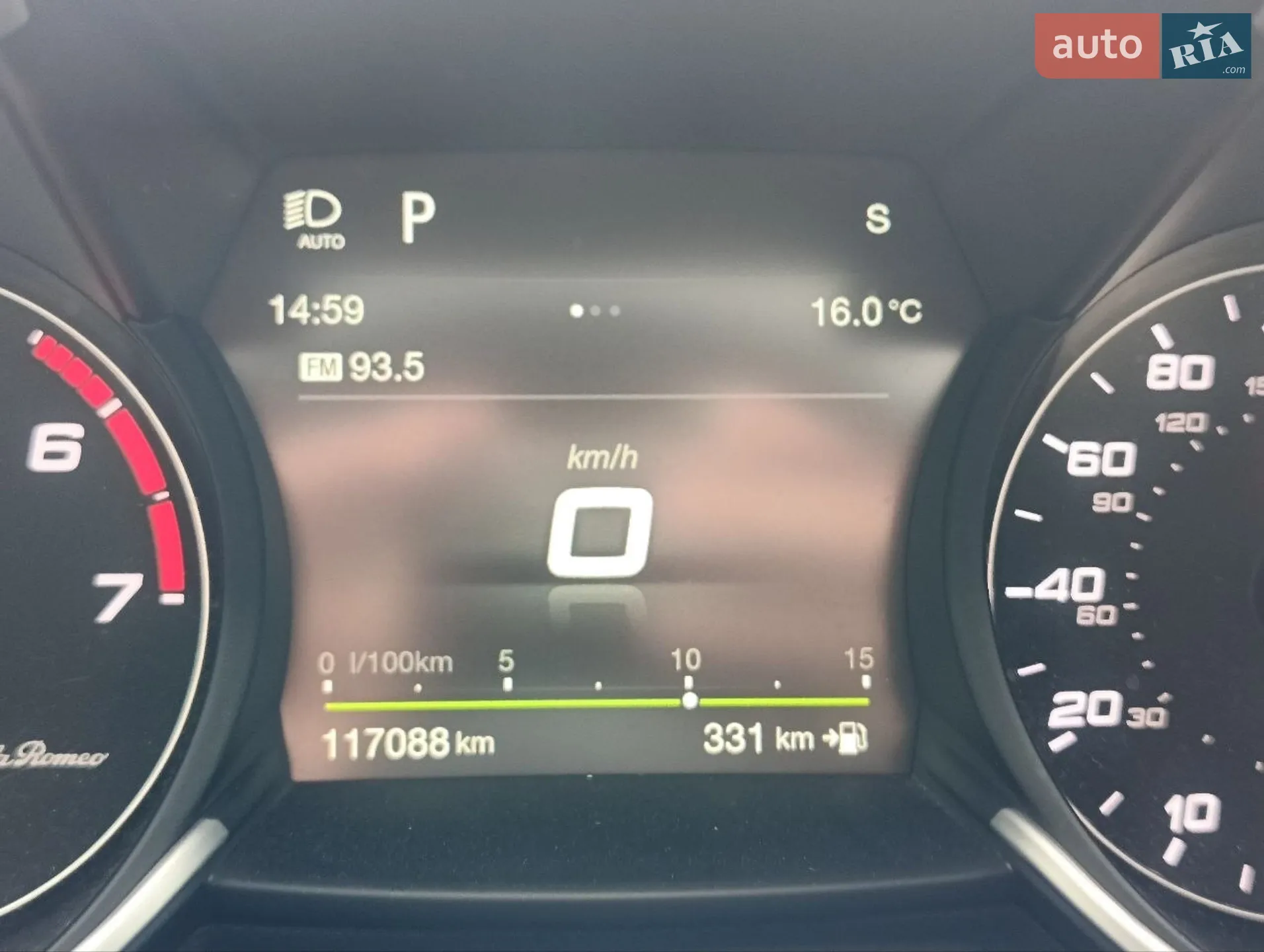 2017 Alfa Romeo Giulia - мініатюра 20