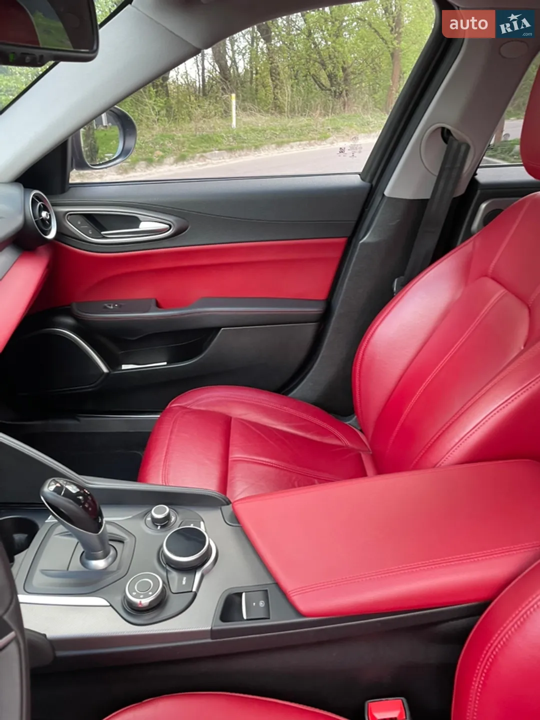 2018 Alfa Romeo Giulia - мініатюра 7