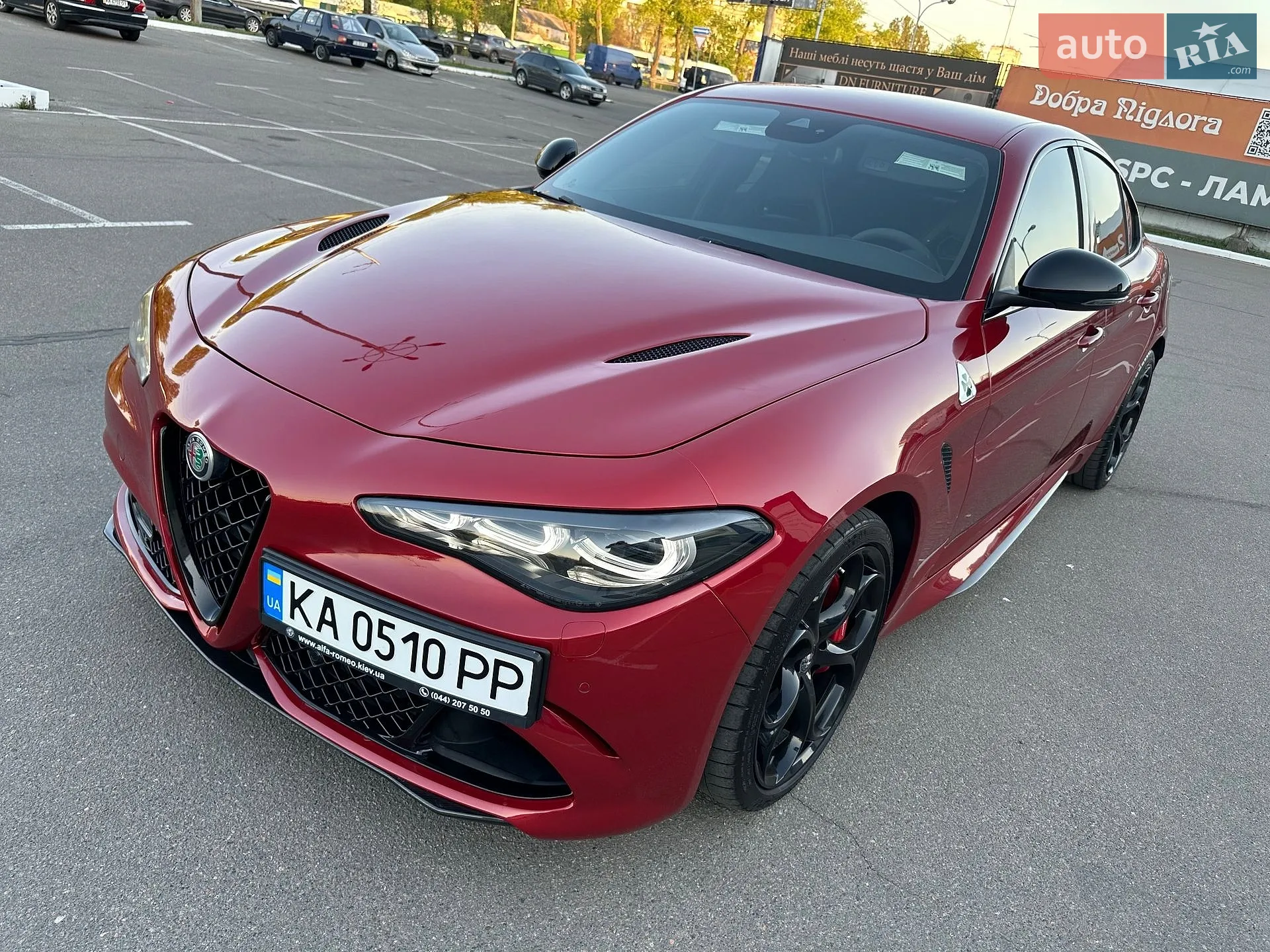 2017 Alfa Romeo Giulia - мініатюра 4
