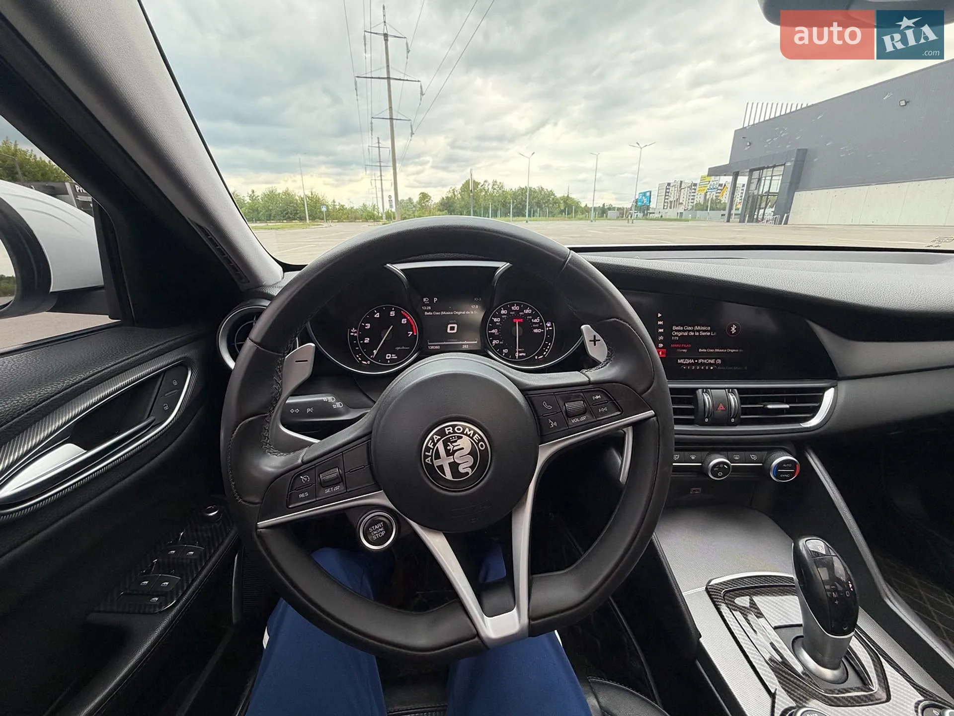 2017 Alfa Romeo Giulia - мініатюра 9