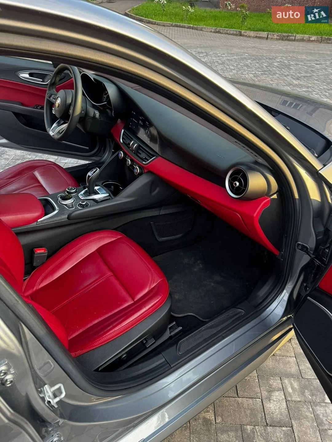 2019 Alfa Romeo Giulia - мініатюра 10