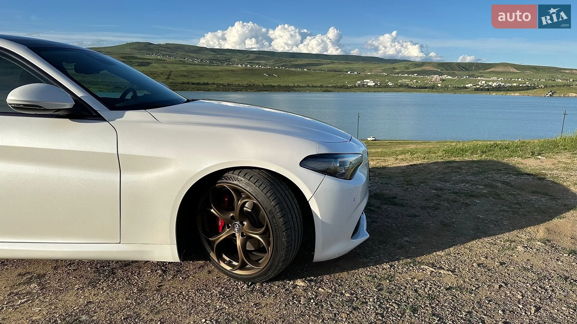 2017 Alfa Romeo Giulia - мініатюра 9