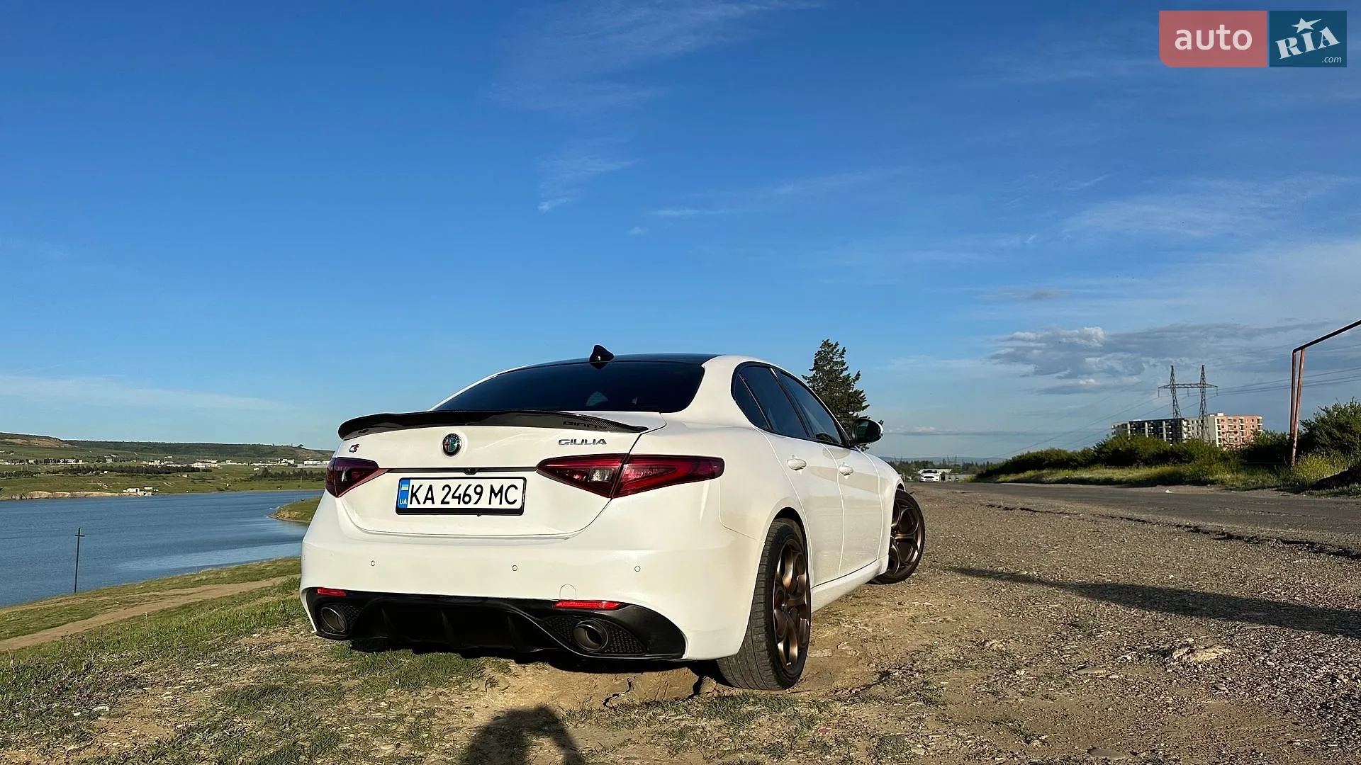 2017 Alfa Romeo Giulia - мініатюра 11