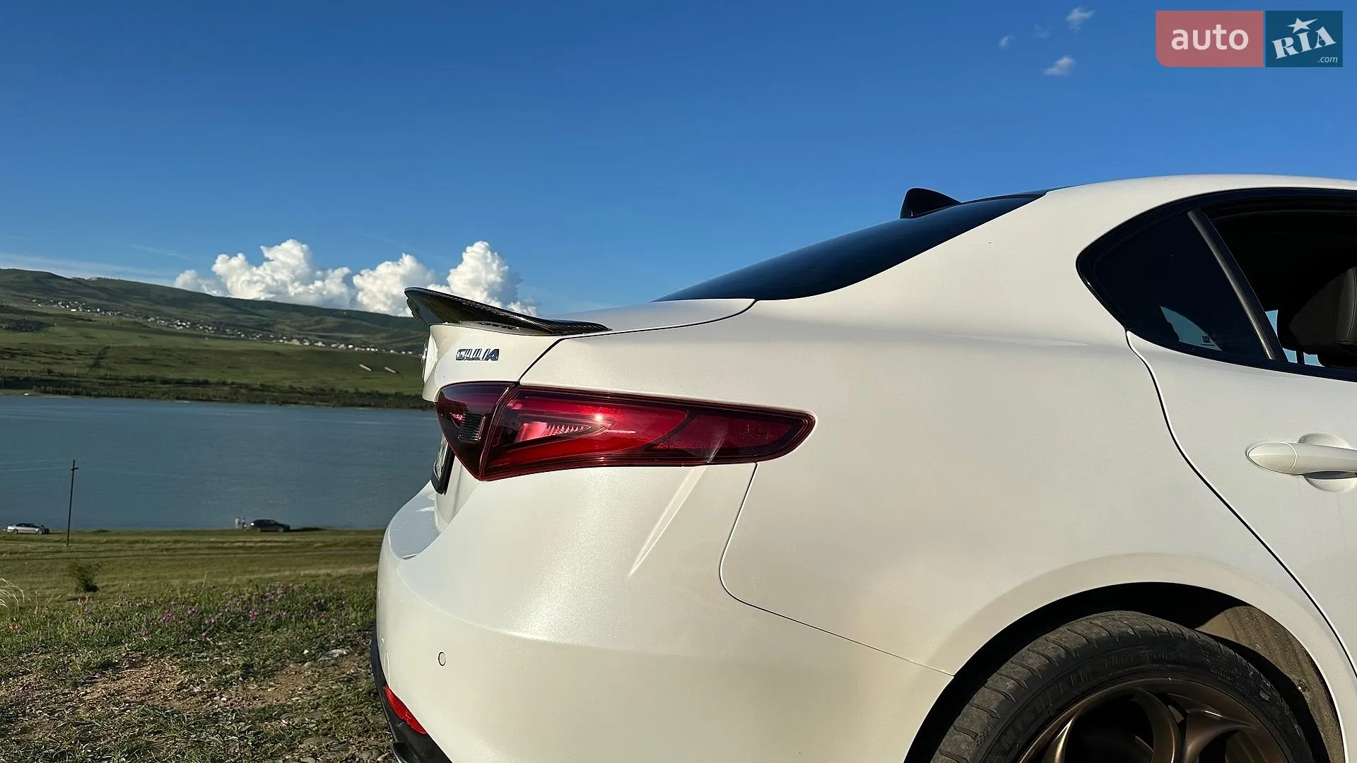 2017 Alfa Romeo Giulia - мініатюра 15