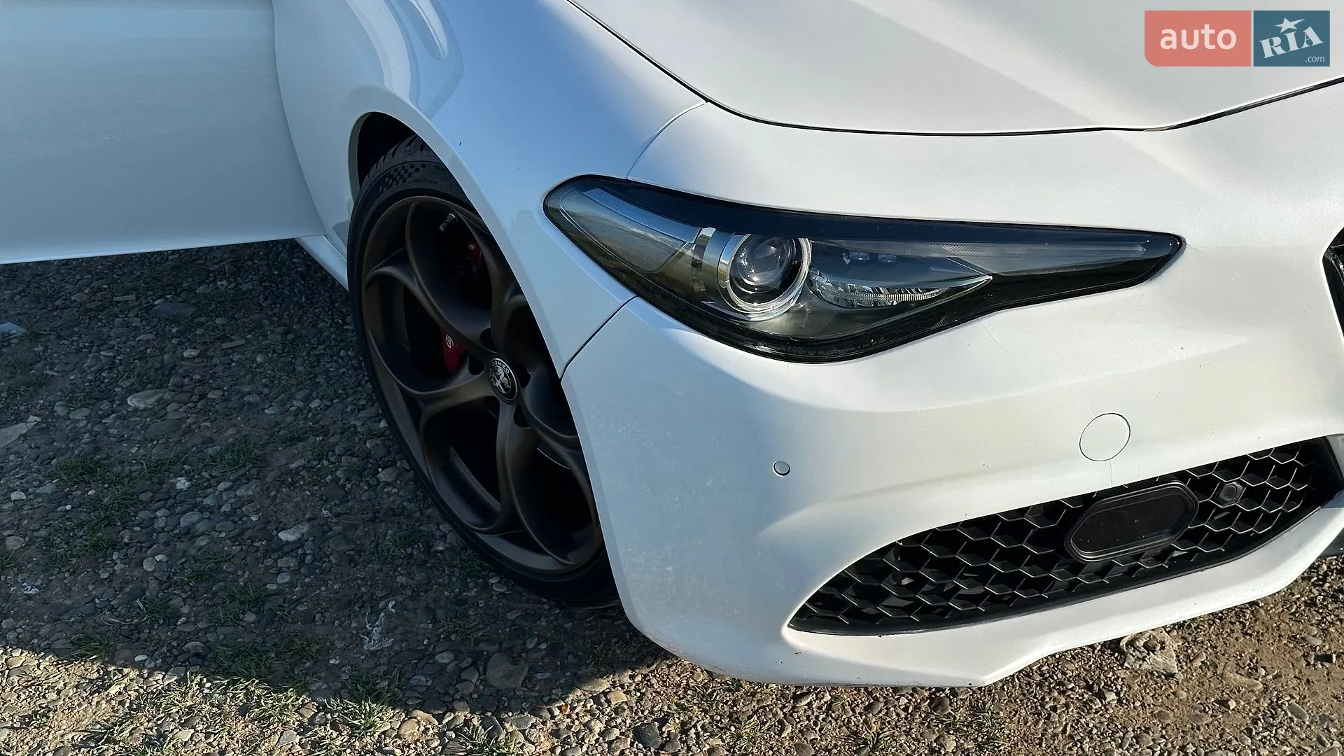 2017 Alfa Romeo Giulia - мініатюра 23