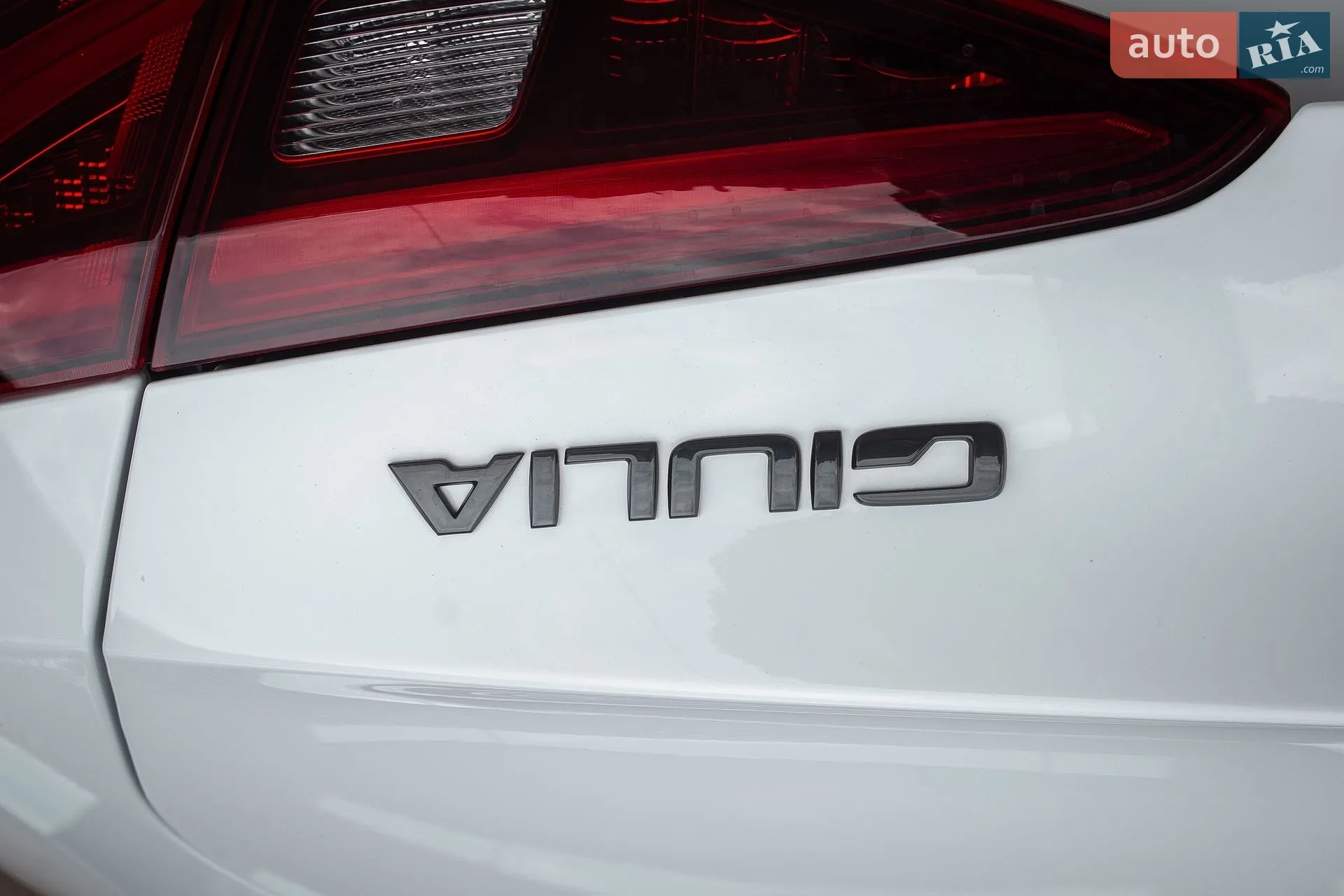 2020 Alfa Romeo Giulia - мініатюра 39