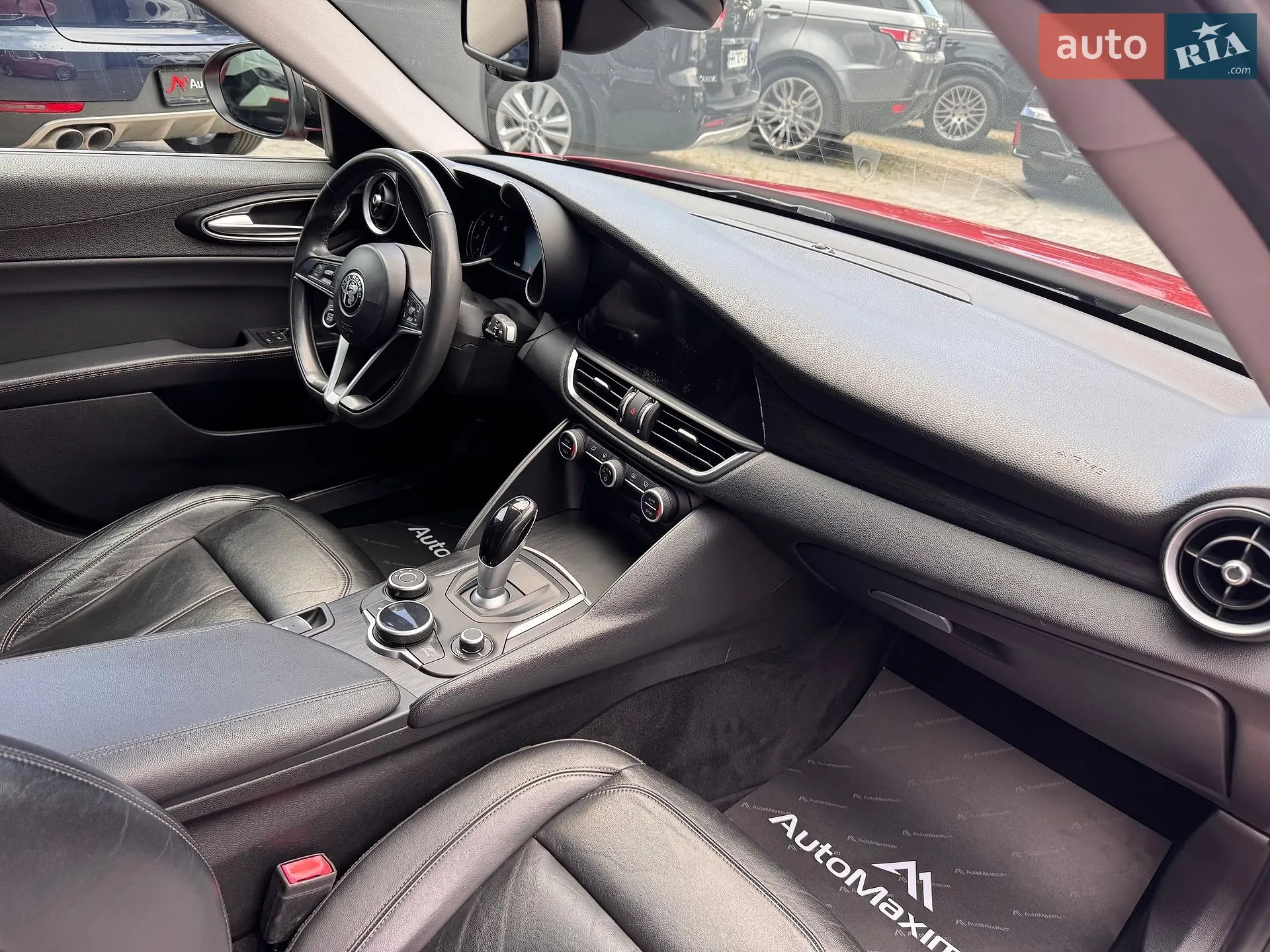 2017 Alfa Romeo Giulia - мініатюра 15
