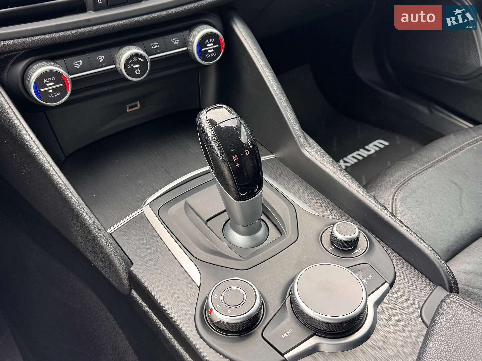 2017 Alfa Romeo Giulia - мініатюра 17