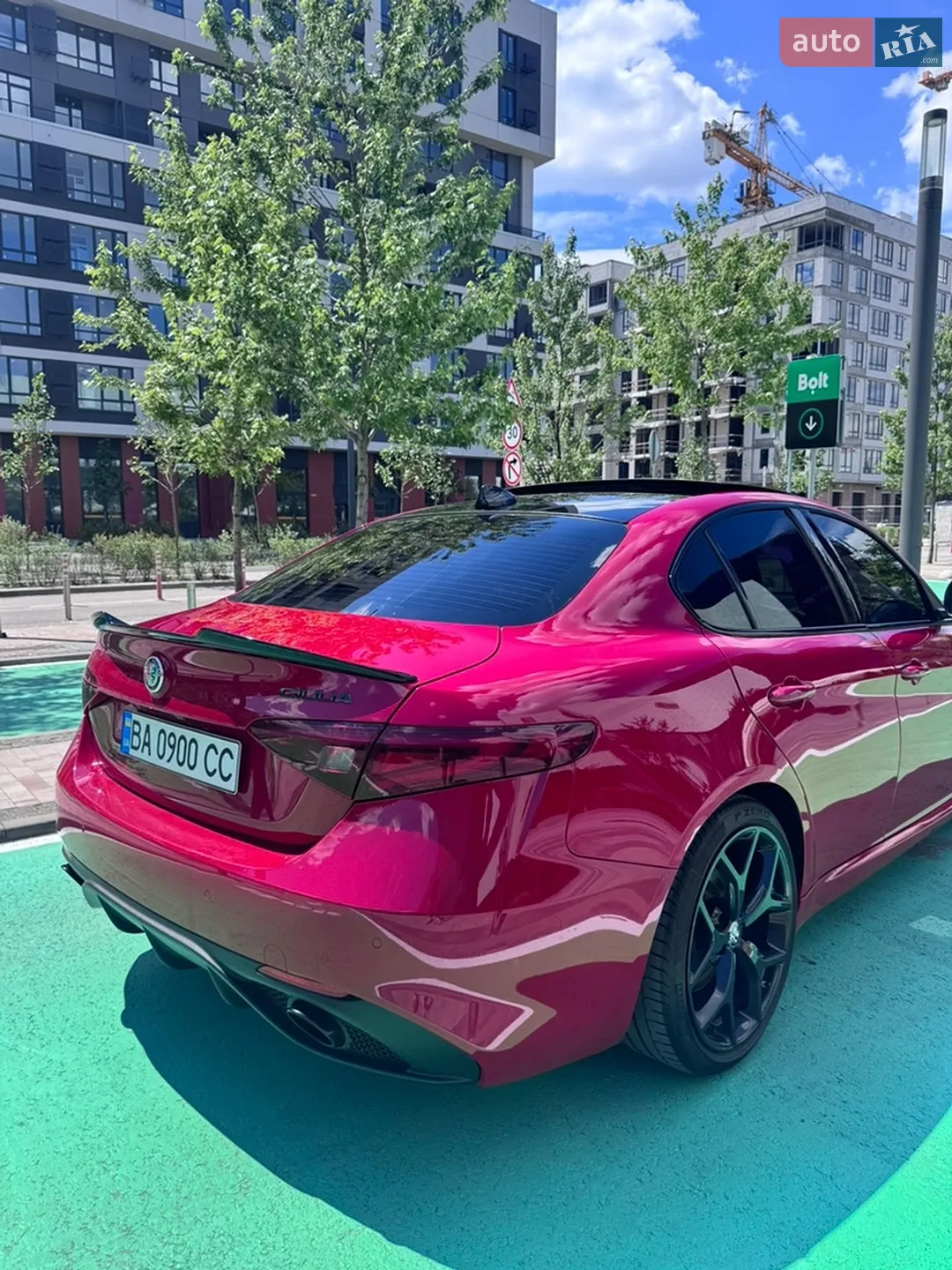 2019 Alfa Romeo Giulia - мініатюра 11