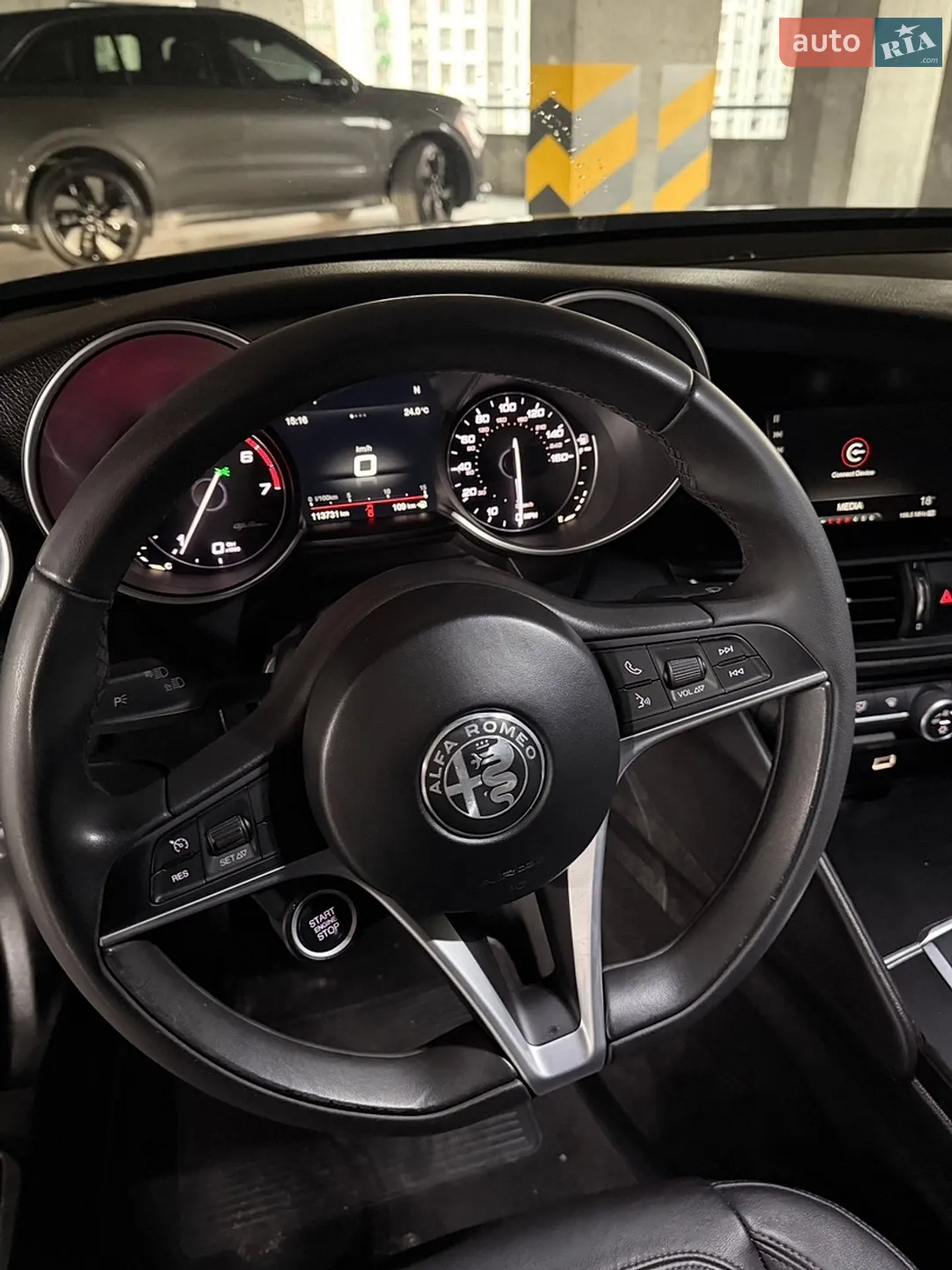 2017 Alfa Romeo Giulia - мініатюра 24