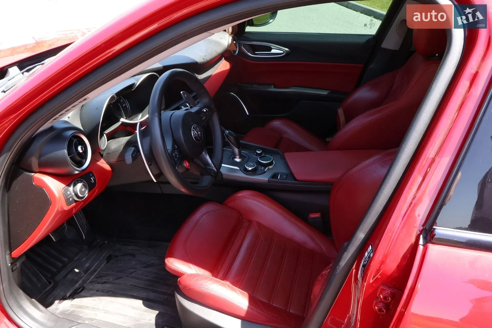 2018 Alfa Romeo Giulia - мініатюра 10