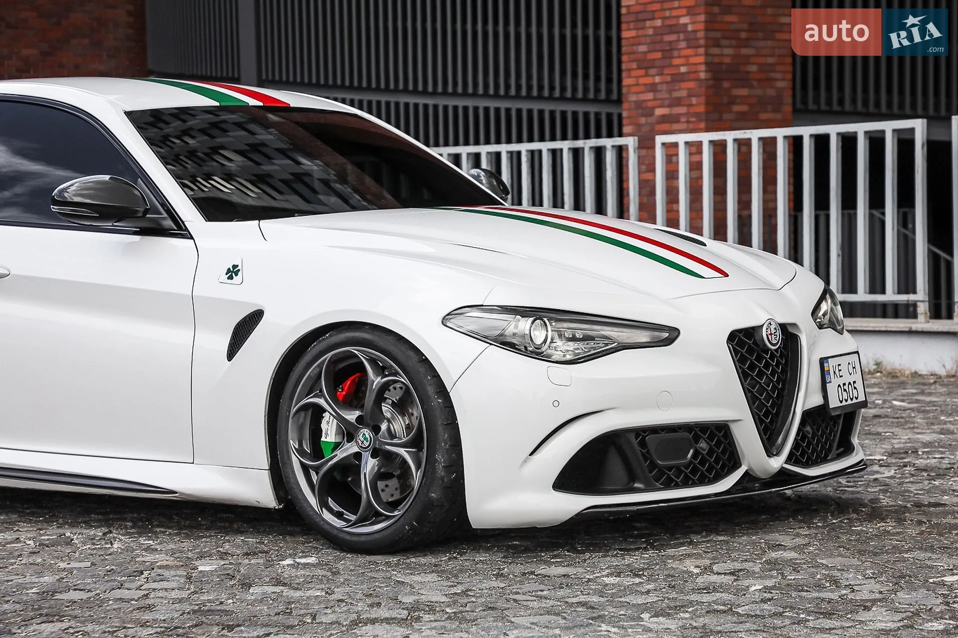 2016 Alfa Romeo Giulia - мініатюра 7