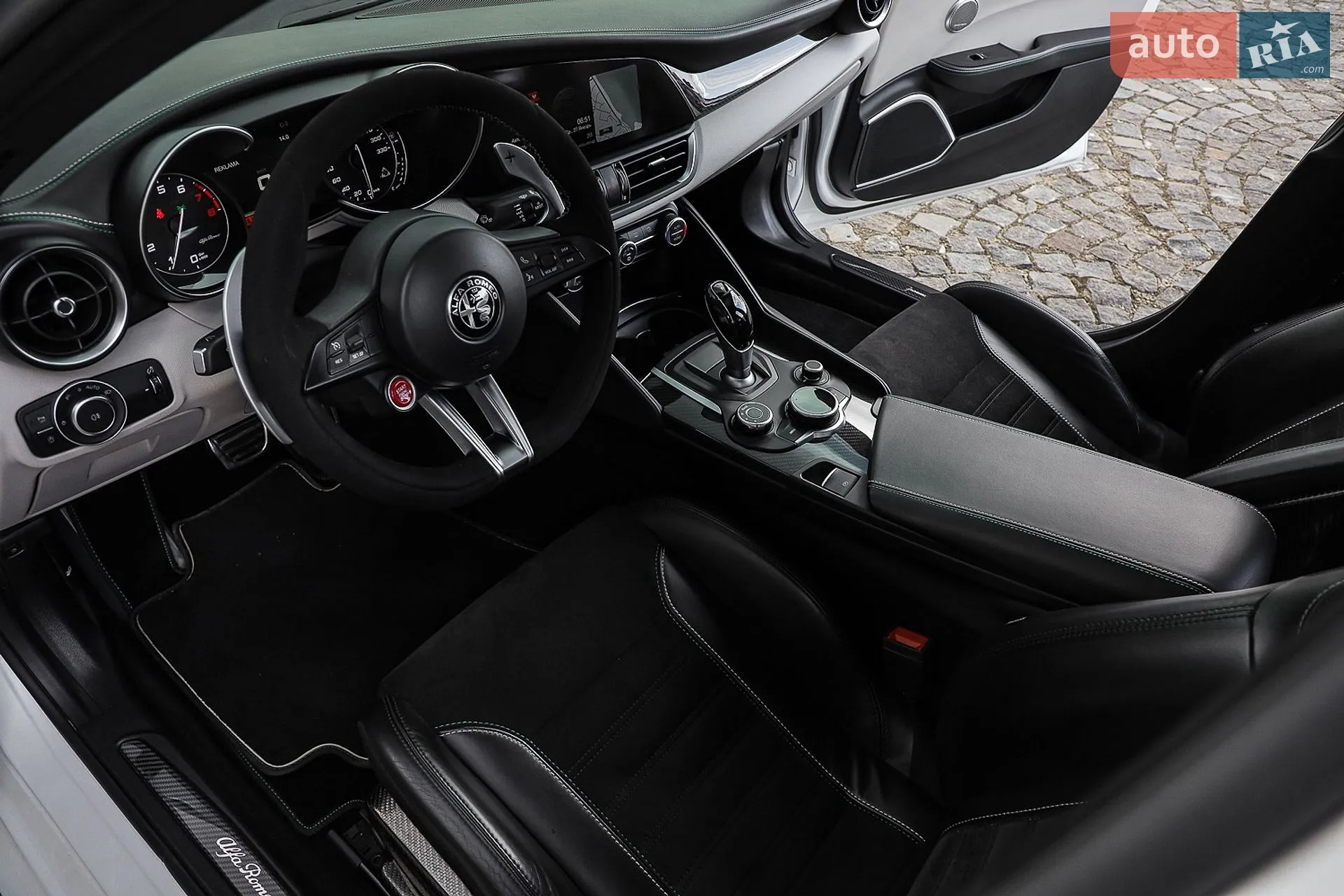 2016 Alfa Romeo Giulia - мініатюра 49