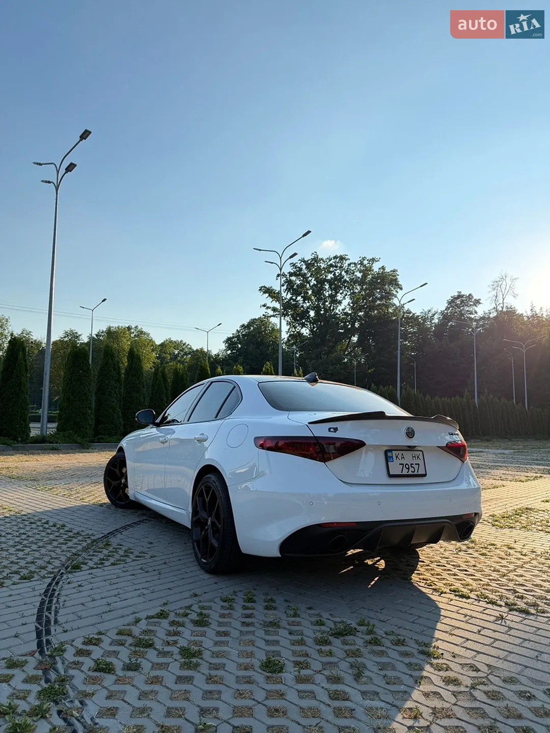 2020 Alfa Romeo Giulia - мініатюра 3