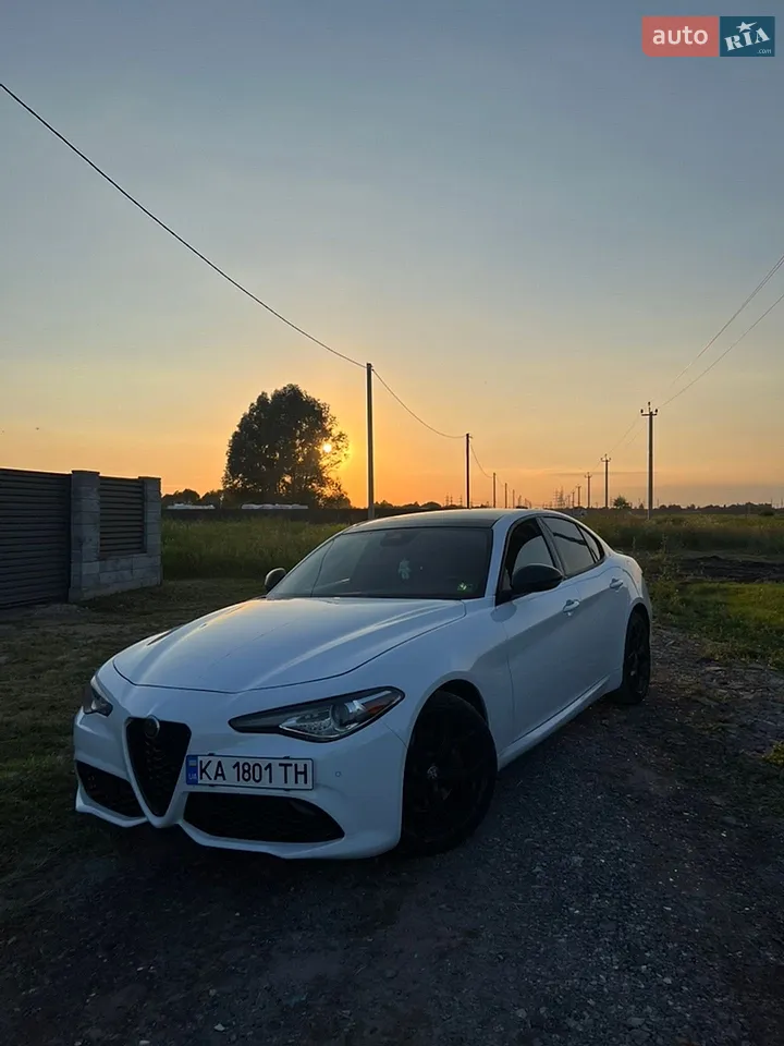 2019 Alfa Romeo Giulia - мініатюра 22