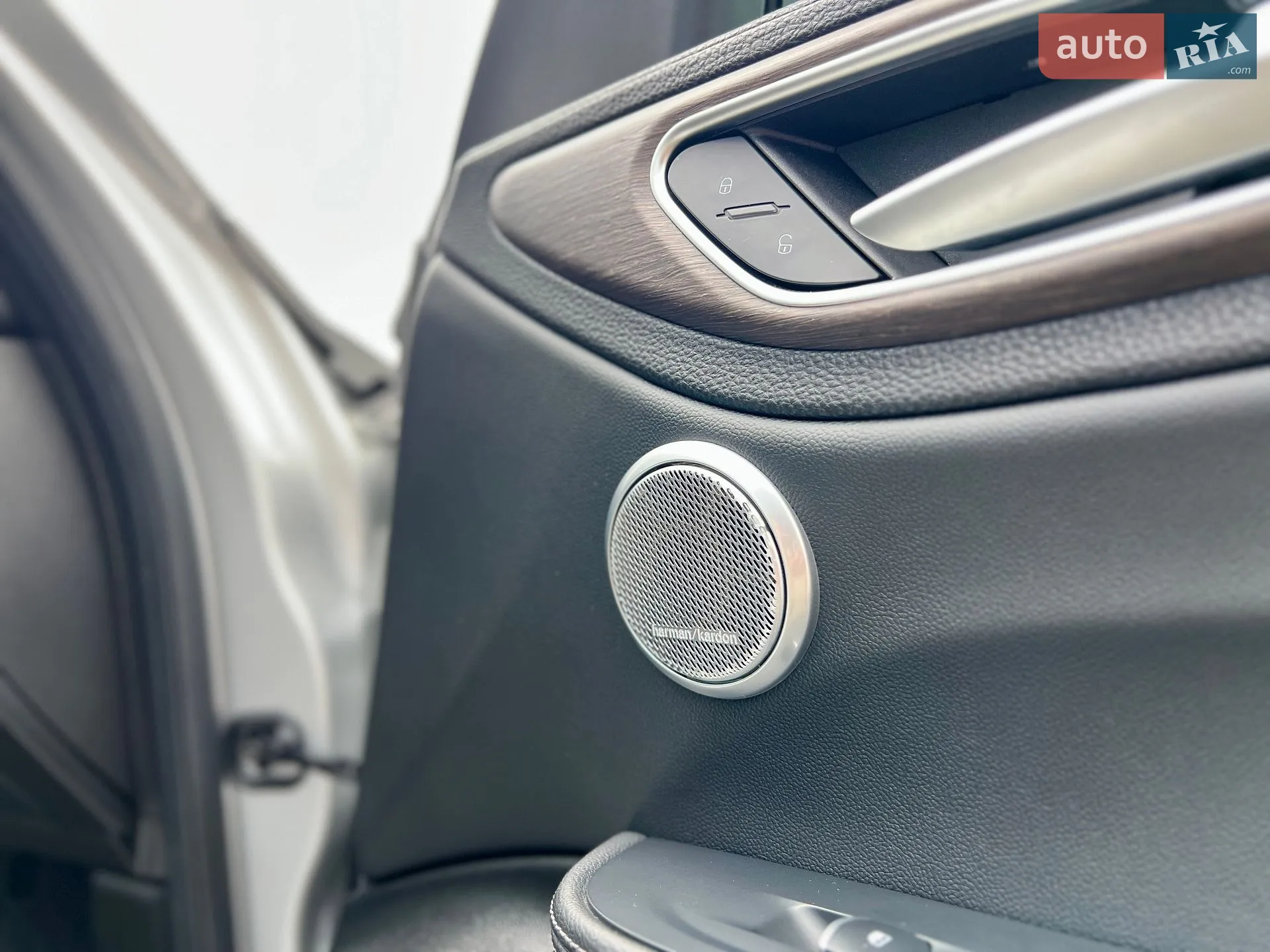 2018 Alfa Romeo Giulia - мініатюра 29