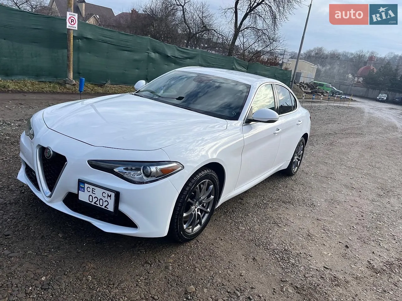 2017 Alfa Romeo Giulia - мініатюра 2