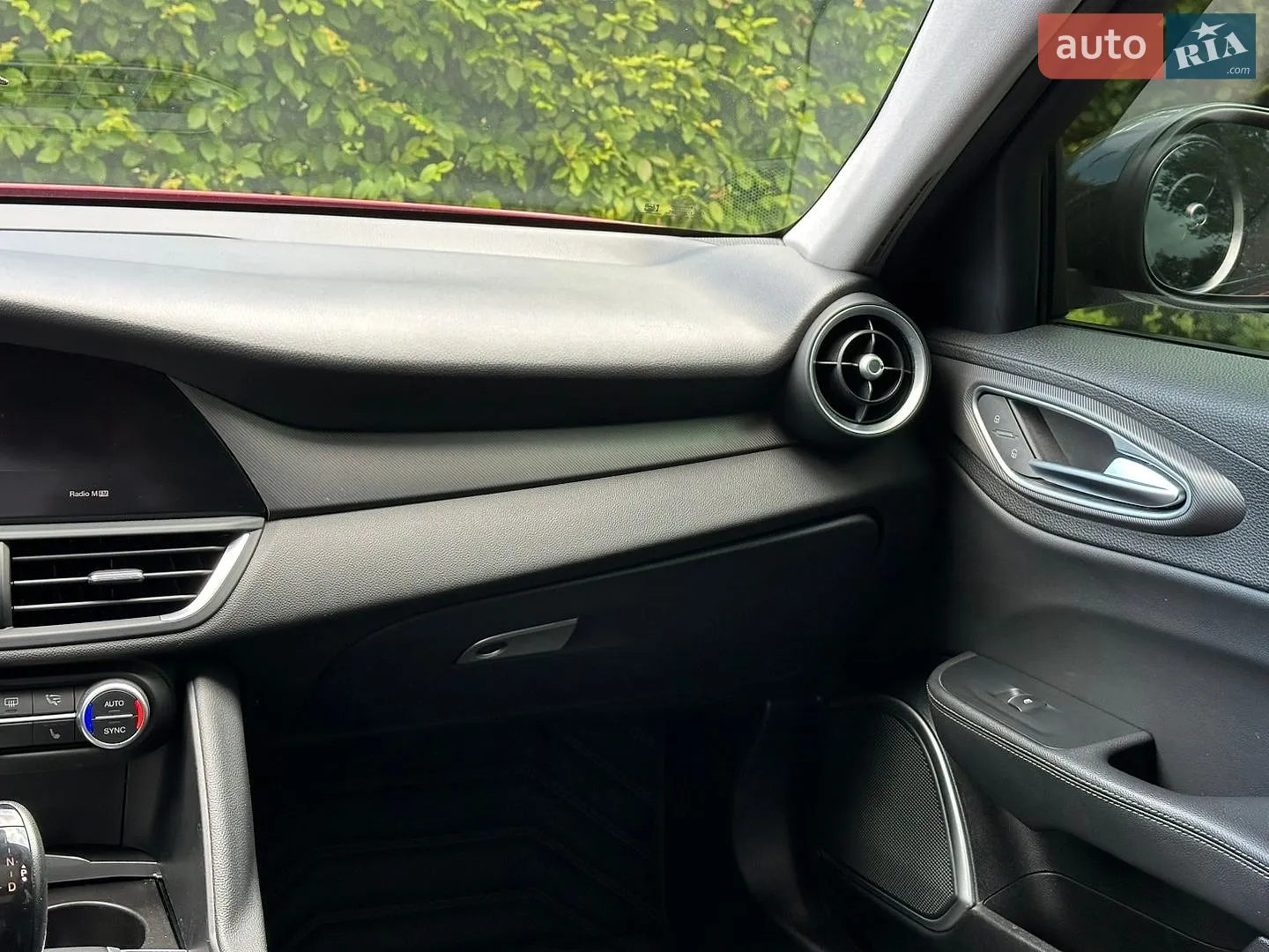 2019 Alfa Romeo Giulia - мініатюра 29