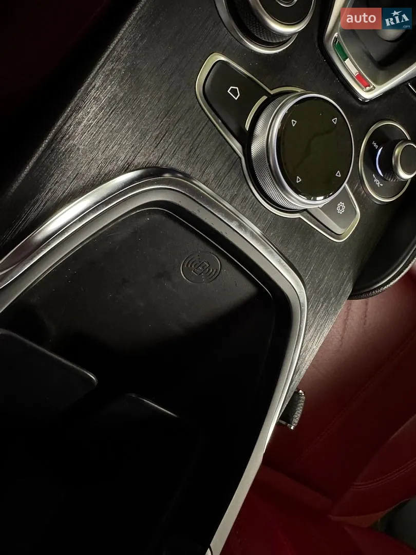 2020 Alfa Romeo Giulia - мініатюра 37