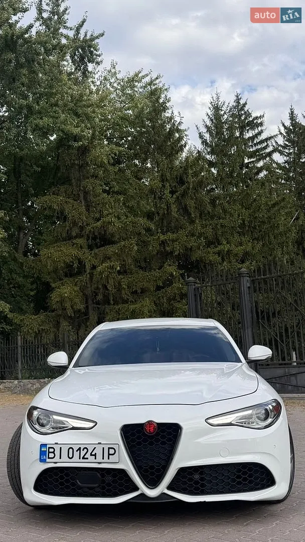 2018 Alfa Romeo Giulia - мініатюра 6