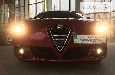 Хетчбек Alfa Romeo Giulietta 2012 в Миколаєві