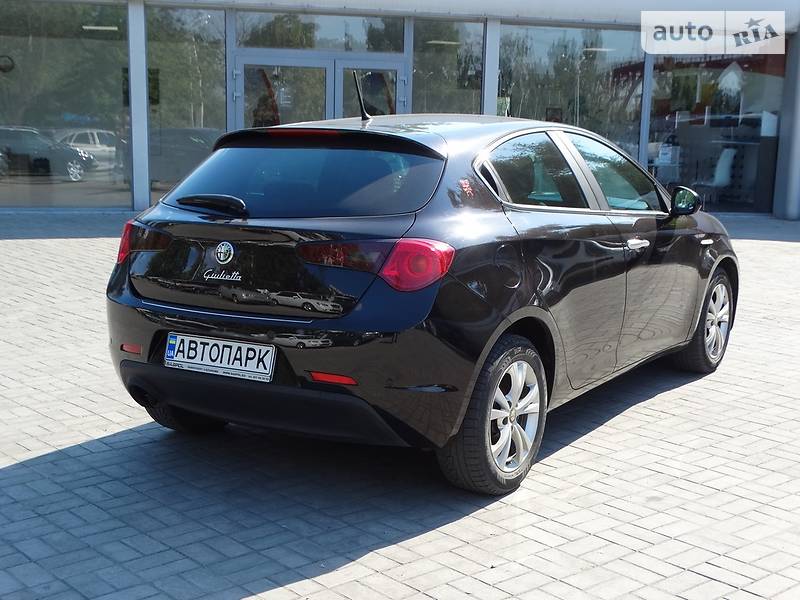 Хетчбек Alfa Romeo Giulietta 2012 в Дніпрі
