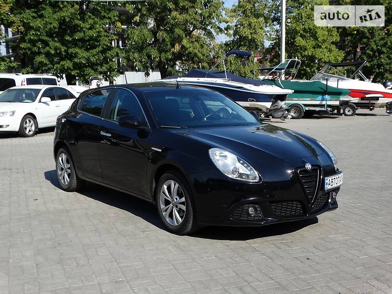 Хетчбек Alfa Romeo Giulietta 2012 в Дніпрі