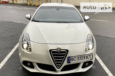 Хетчбек Alfa Romeo Giulietta 2012 в Києві