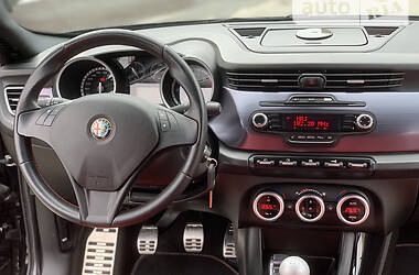 Хэтчбек Alfa Romeo Giulietta 2011 в Ровно