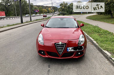 Хетчбек Alfa Romeo Giulietta 2013 в Києві