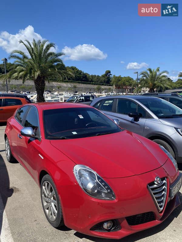 Хэтчбек Alfa Romeo Giulietta 2014 в Виннице