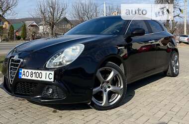 Хетчбек Alfa Romeo Giulietta 2011 в Ужгороді