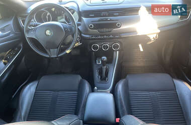 Хетчбек Alfa Romeo Giulietta 2013 в Києві