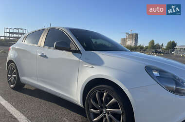 Хетчбек Alfa Romeo Giulietta 2013 в Києві