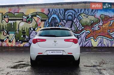 Хетчбек Alfa Romeo Giulietta 2012 в Києві