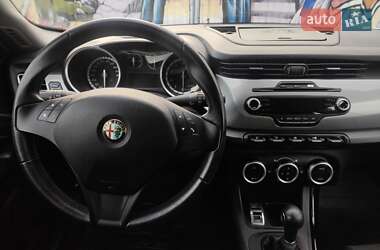 Хетчбек Alfa Romeo Giulietta 2012 в Києві