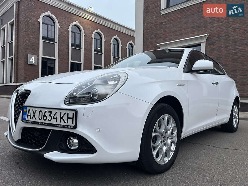 Хэтчбек Alfa Romeo Giulietta 2019 в Киеве